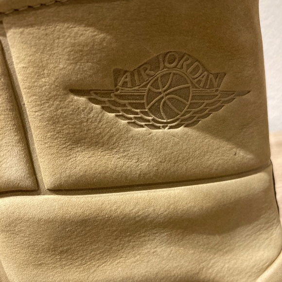 Air Jordan 1 Women’s 7 Shoes Boots New Nike NWT - Picture 13 of 14